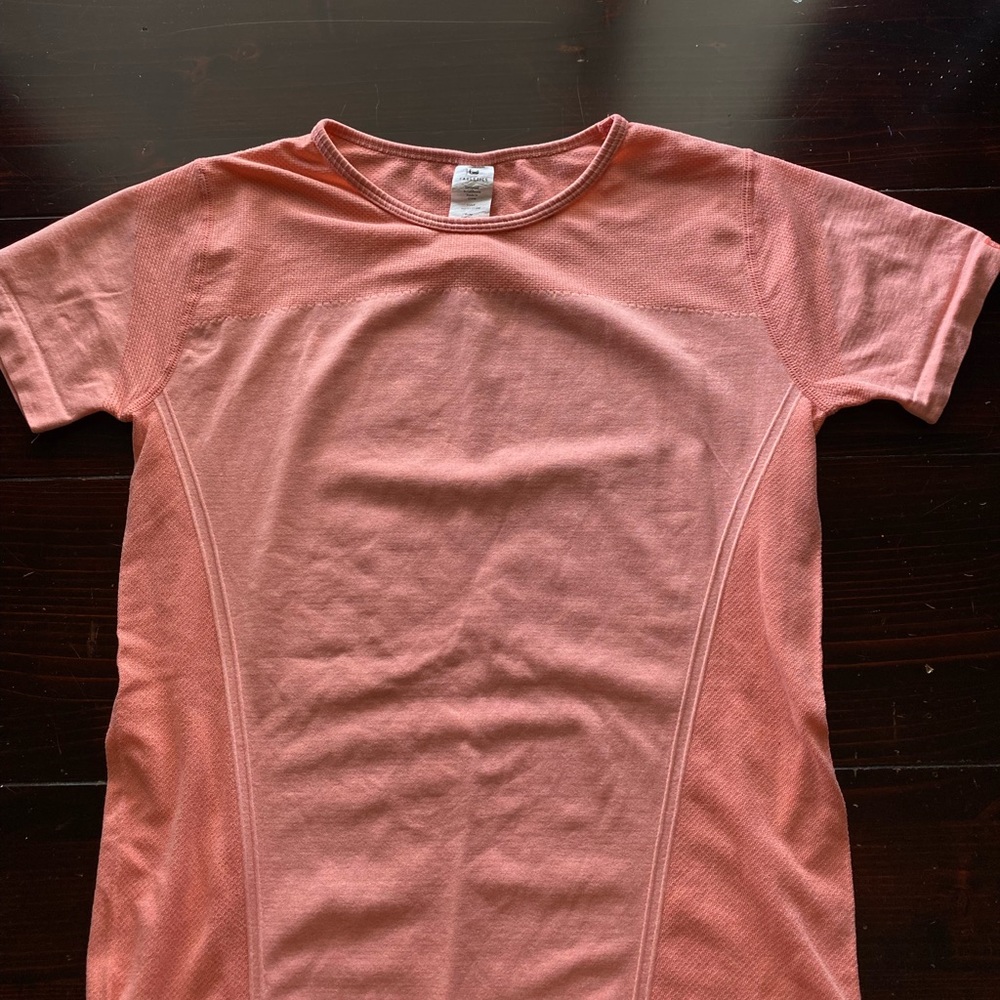 Fabletics Short-sleeve Work-Out Tee